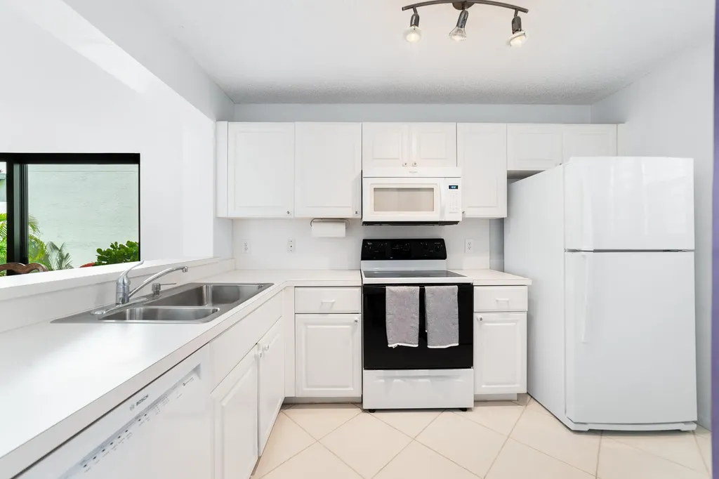 5534 Croydon Court Boca Raton FL 33486