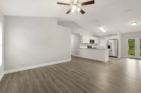 225 12th Street SW Vero Beach FL 32962