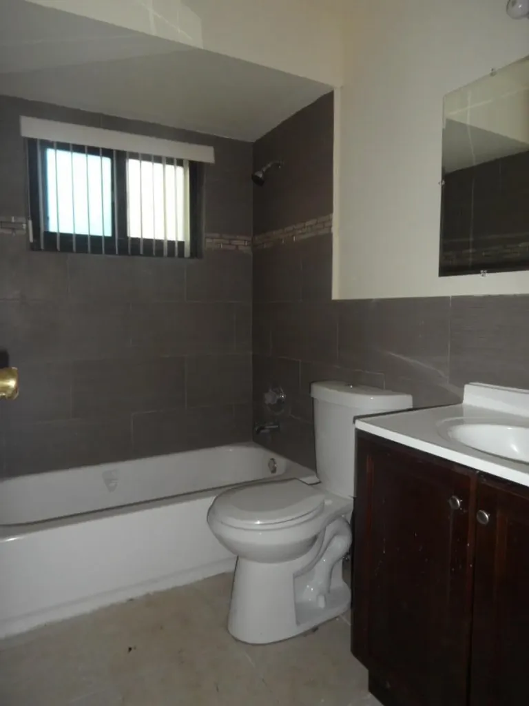 2724 SW 46th Street Fort Lauderdale FL 33312