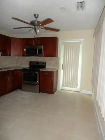 2724 SW 46th Street Fort Lauderdale FL 33312