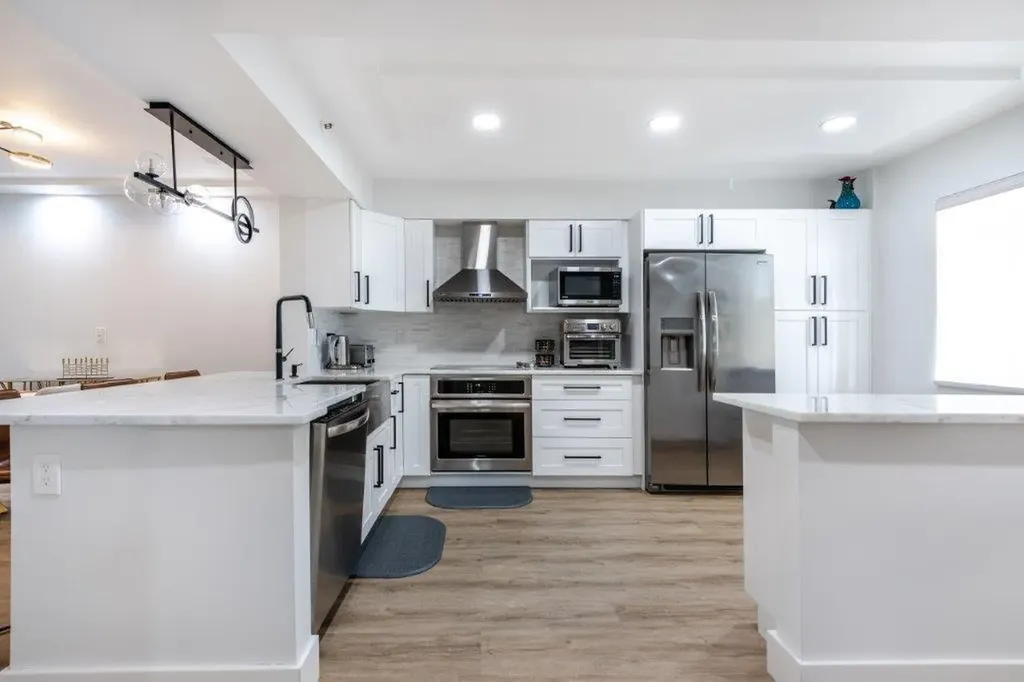 6096 Huntwick Terrace Delray Beach FL 33484