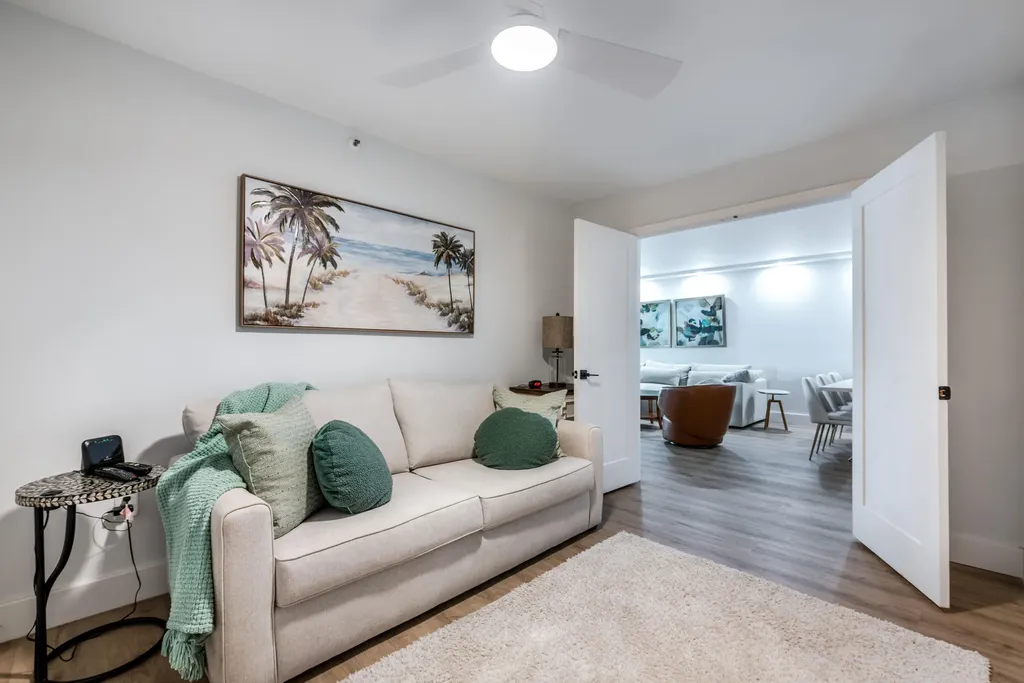 6096 Huntwick Terrace Delray Beach FL 33484
