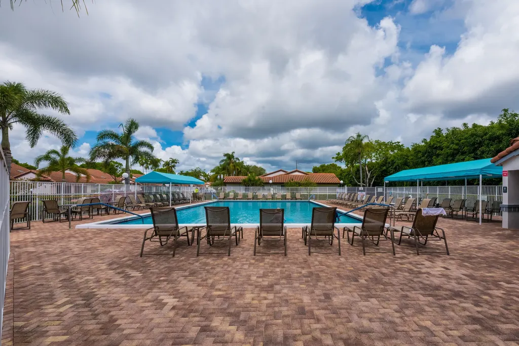 6096 Huntwick Terrace Delray Beach FL 33484