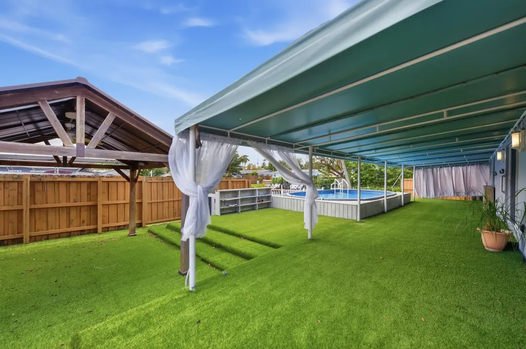 2816 SW 17th Street Fort Lauderdale FL 33312