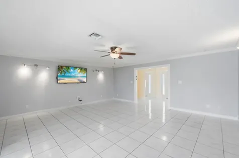 2816 SW 17th Street Fort Lauderdale FL 33312