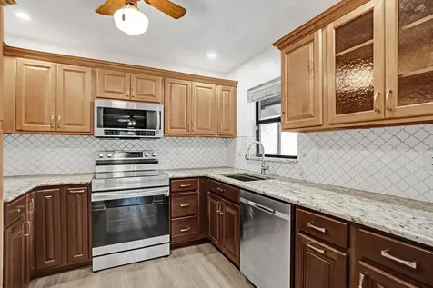 2541 N Carambola Circle Coconut Creek FL 33066