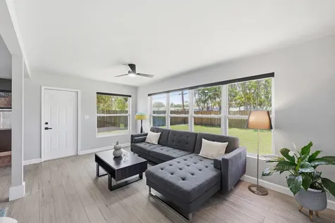 4441 NE 15th Avenue Oakland Park FL 33334