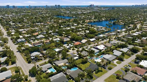 4441 NE 15th Avenue Oakland Park FL 33334