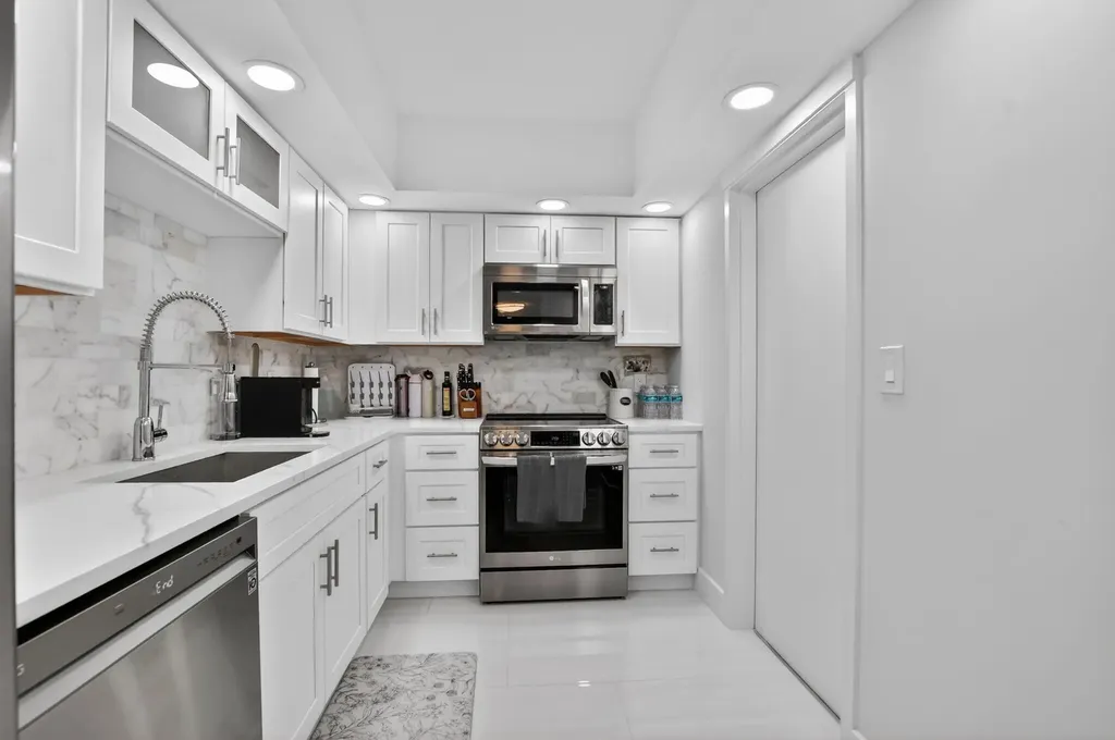 6815 Willow Wood Drive Boca Raton FL 33434