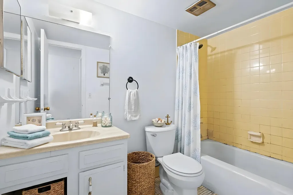 825 NW 13th Street Boca Raton FL 33486