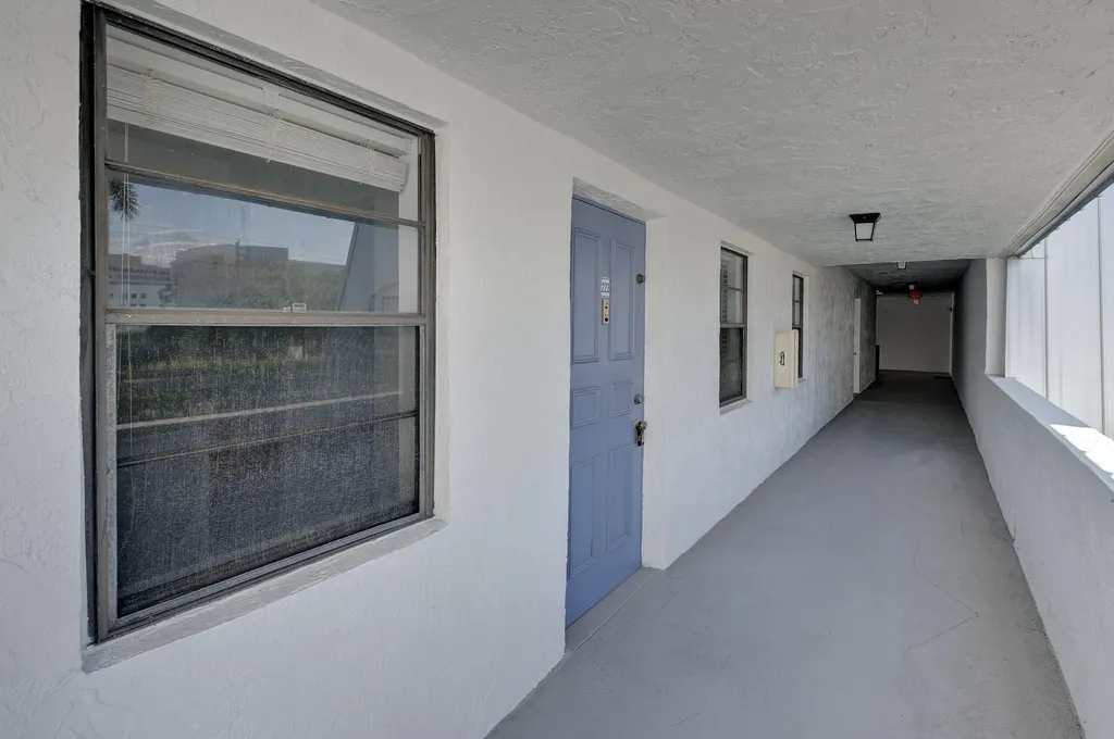 825 NW 13th Street Boca Raton FL 33486