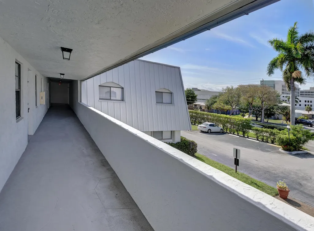 825 NW 13th Street Boca Raton FL 33486