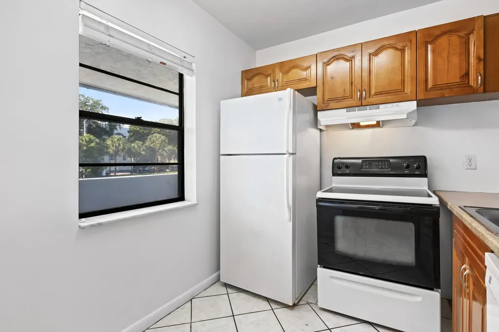 825 NW 13th Street Boca Raton FL 33486