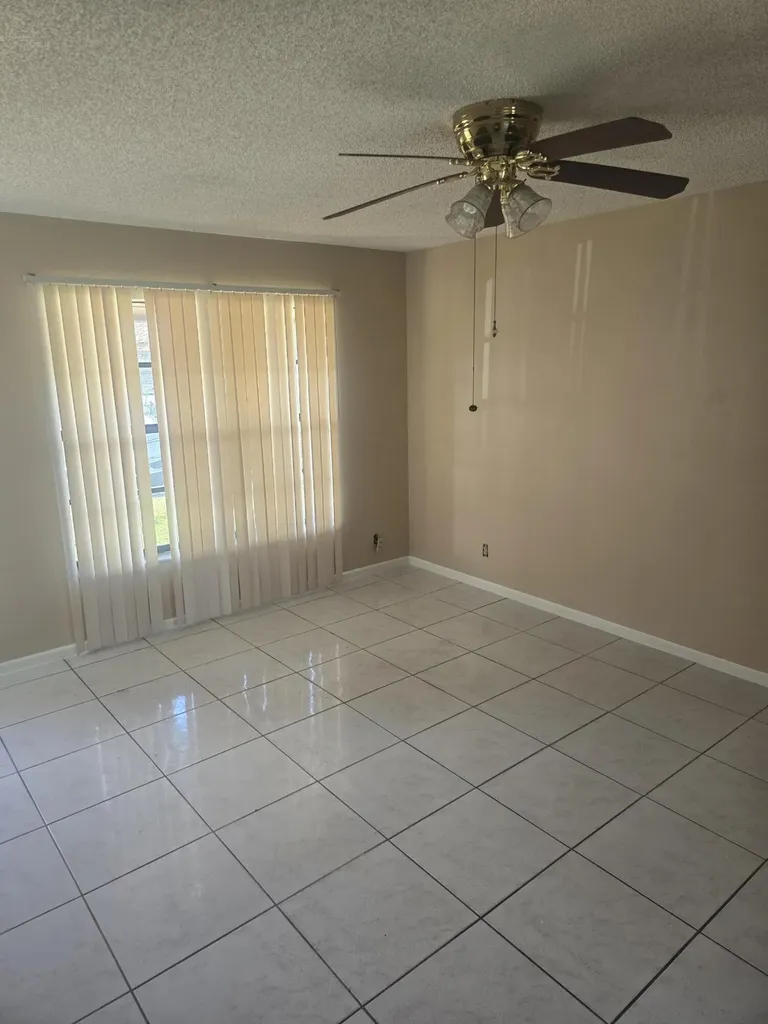 4290 Royal Banyan Way Lake Worth Beach FL 33461