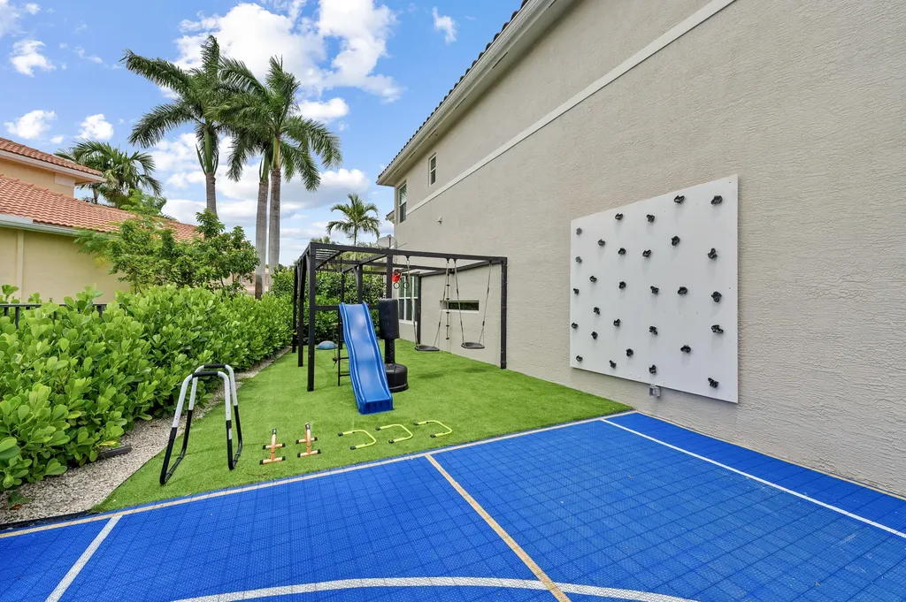 8680 Daystar Ridge Point Boynton Beach FL 33473
