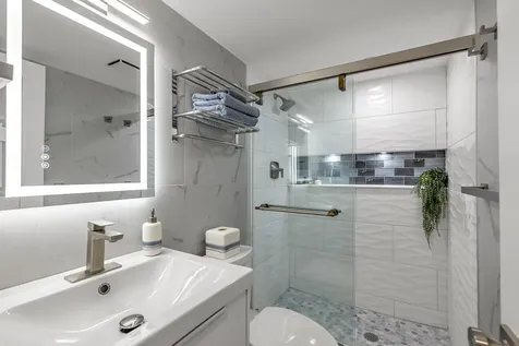 2870 NE 14th Street Causeway Pompano Beach FL 33062