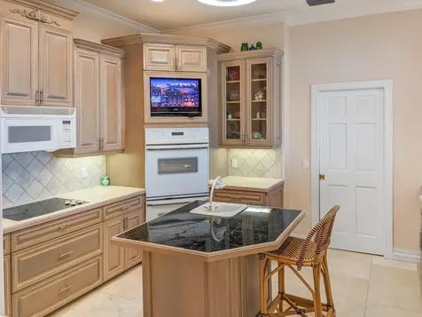 8327 Jimmy Buffett Mem Highway Melbourne Beach FL 32951