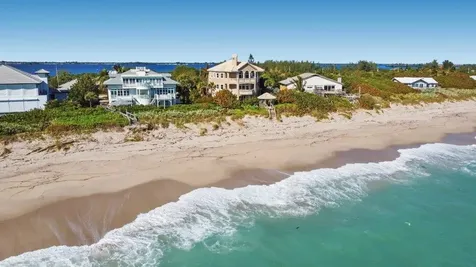 8327 Jimmy Buffett Mem Highway Melbourne Beach FL 32951