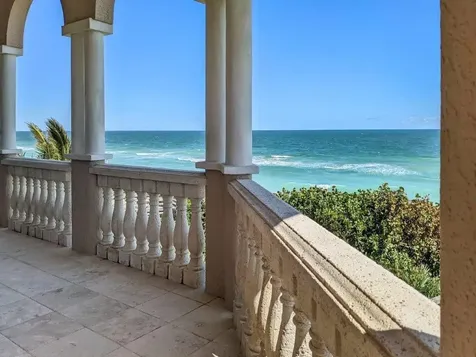 8327 Jimmy Buffett Mem Highway Melbourne Beach FL 32951