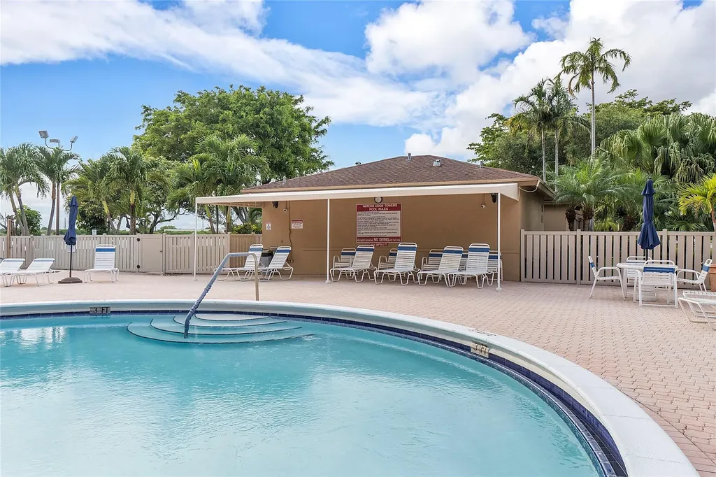 4550 NW 18th Avenue Deerfield Beach FL 33064