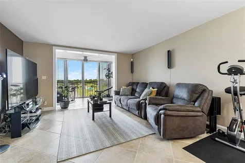 4550 NW 18th Avenue Deerfield Beach FL 33064