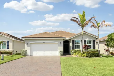 2011 NW Golden Oak Trail Jensen Beach FL 34957