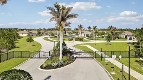 2011 NW Golden Oak Trail Jensen Beach FL 34957