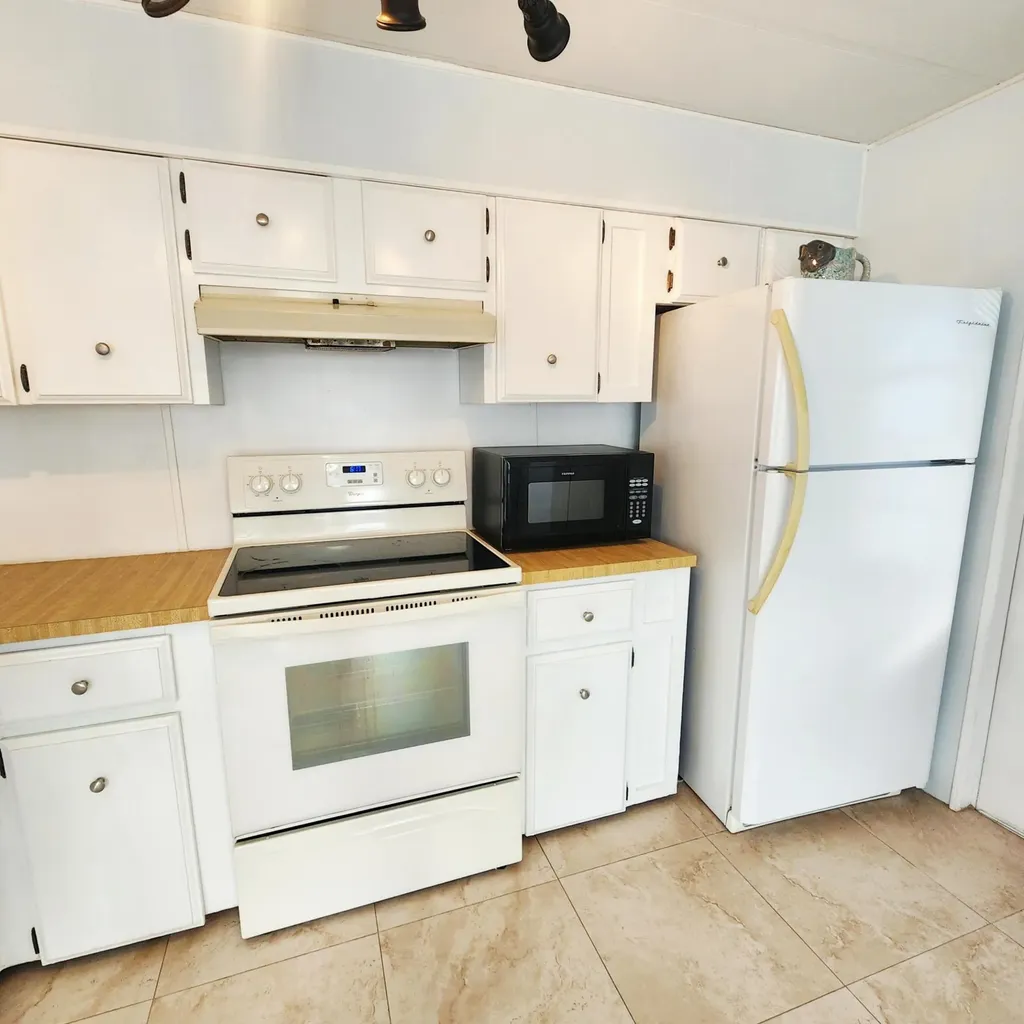 4 Boca Chica Port St Lucie FL 34952