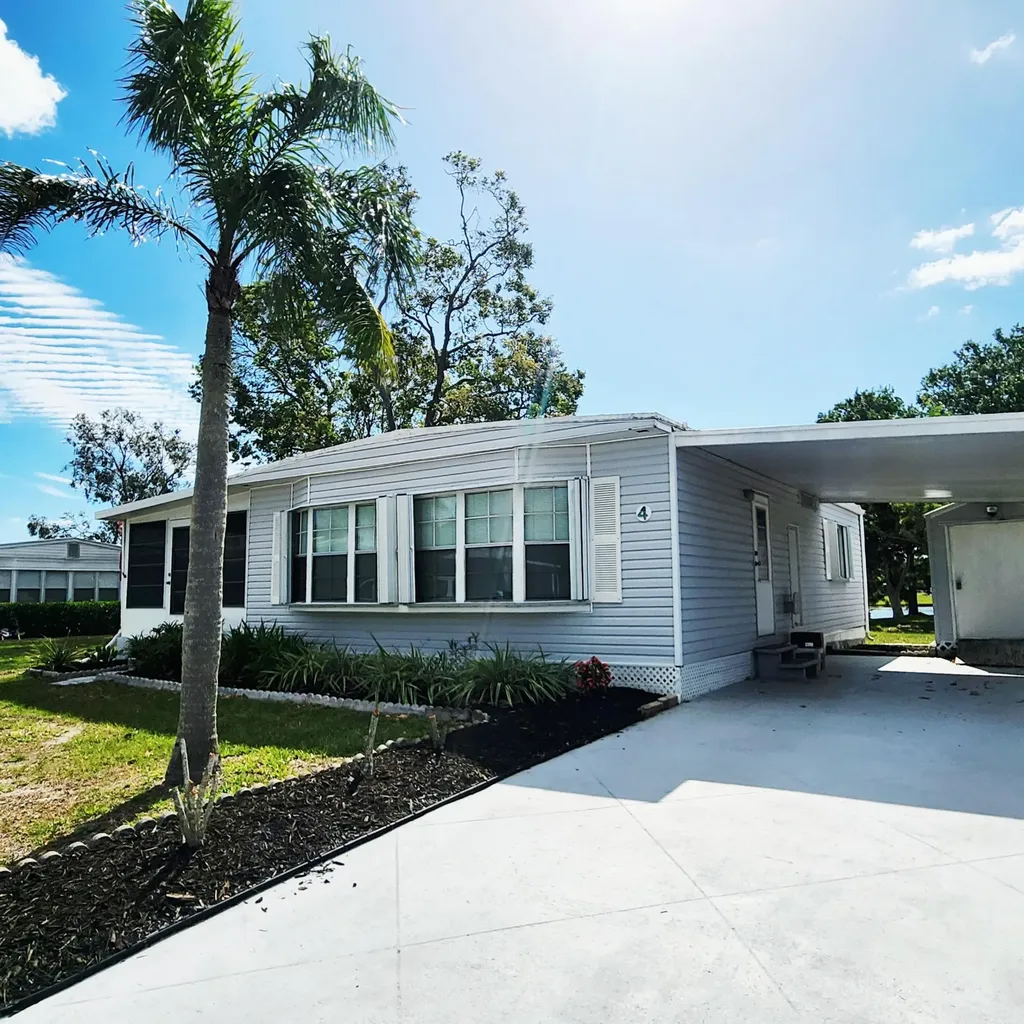 4 Boca Chica Port St Lucie FL 34952