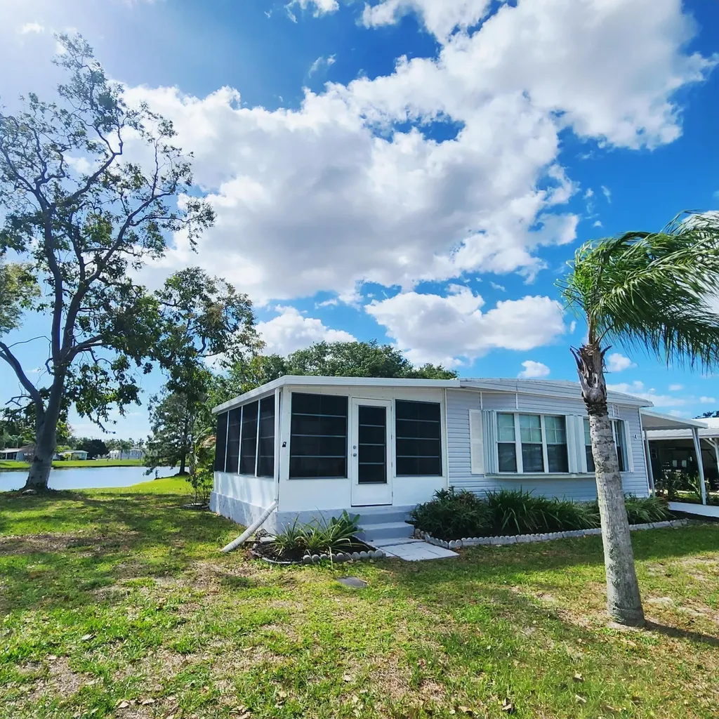 4 Boca Chica Port St Lucie FL 34952