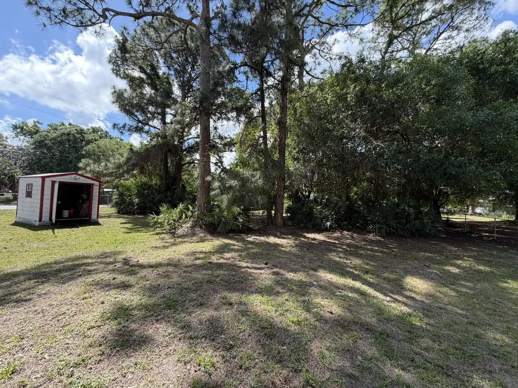 5924 NE 4th Lane Okeechobee FL 34974