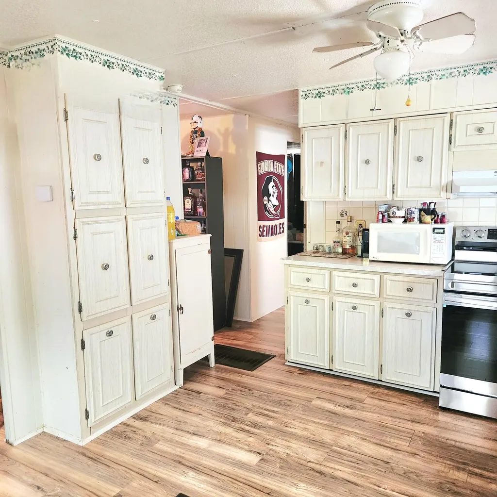 42 SE Spanish Way Port St Lucie FL 34952