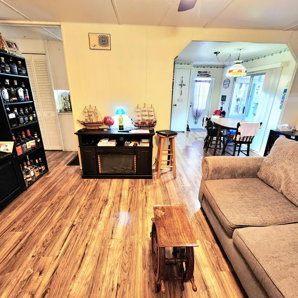 42 SE Spanish Way Port St Lucie FL 34952