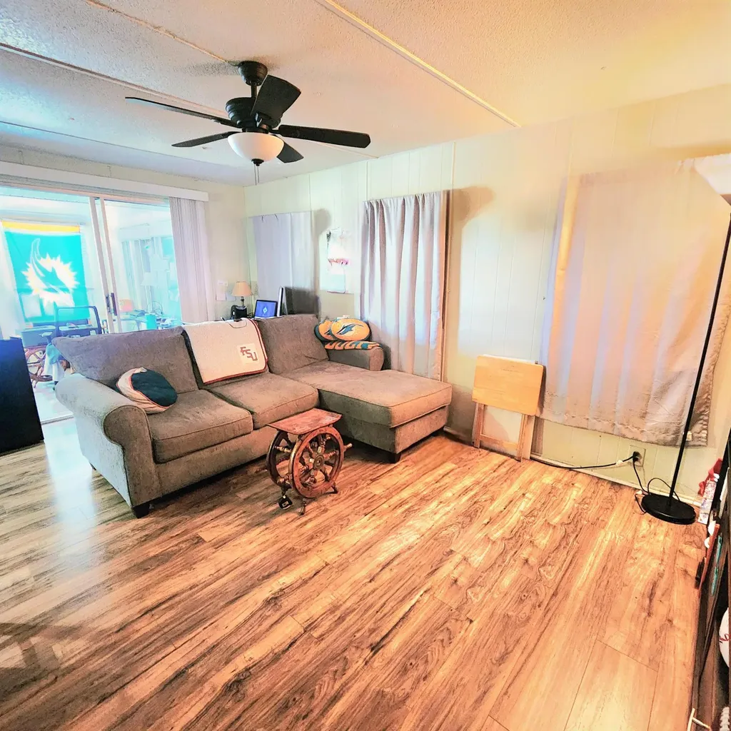 42 SE Spanish Way Port St Lucie FL 34952