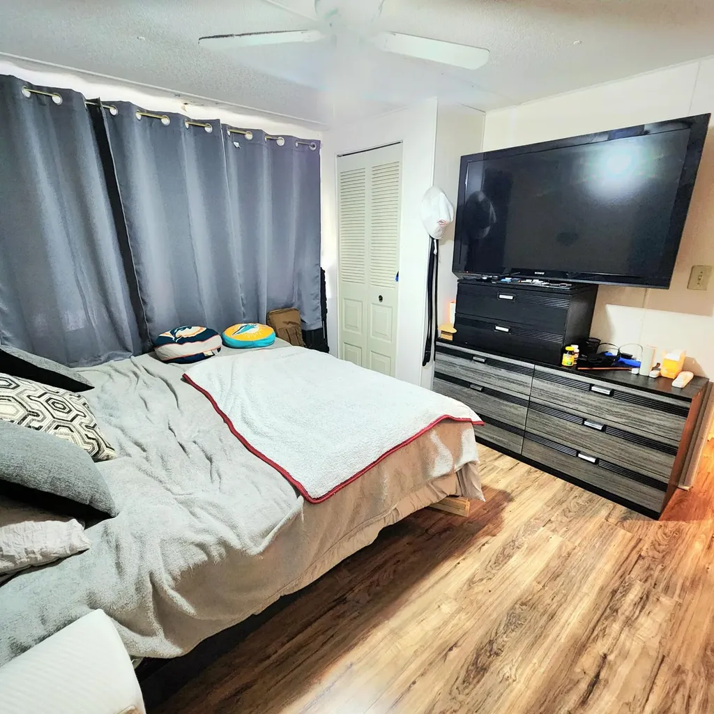 42 SE Spanish Way Port St Lucie FL 34952