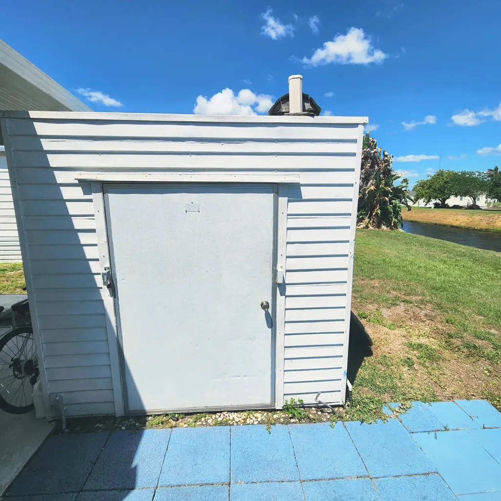 42 SE Spanish Way Port St Lucie FL 34952