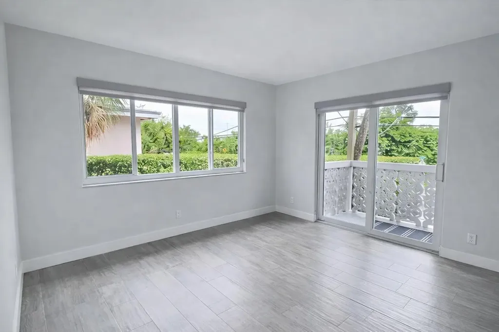 3220 Bayview Drive Fort Lauderdale FL 33306