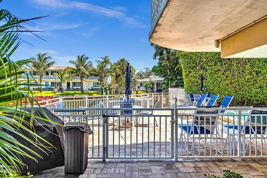 3220 Bayview Drive Fort Lauderdale FL 33306