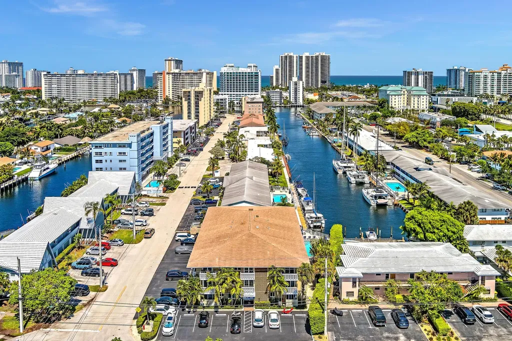 3220 Bayview Drive Fort Lauderdale FL 33306