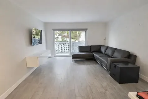 3220 Bayview Drive Fort Lauderdale FL 33306