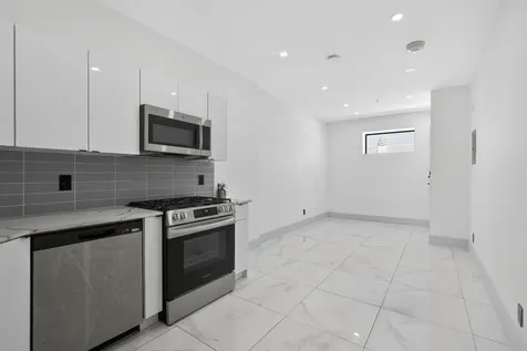 2032 N Dixie Highway West Palm Beach FL 33407