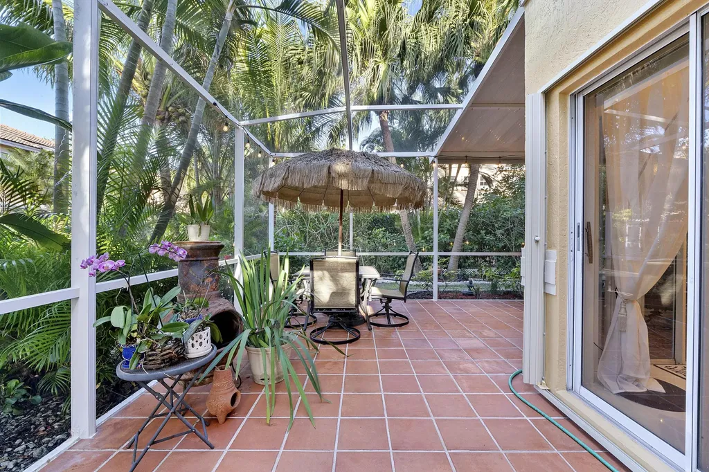 11377 Lakeview Drive Coral Springs FL 33071