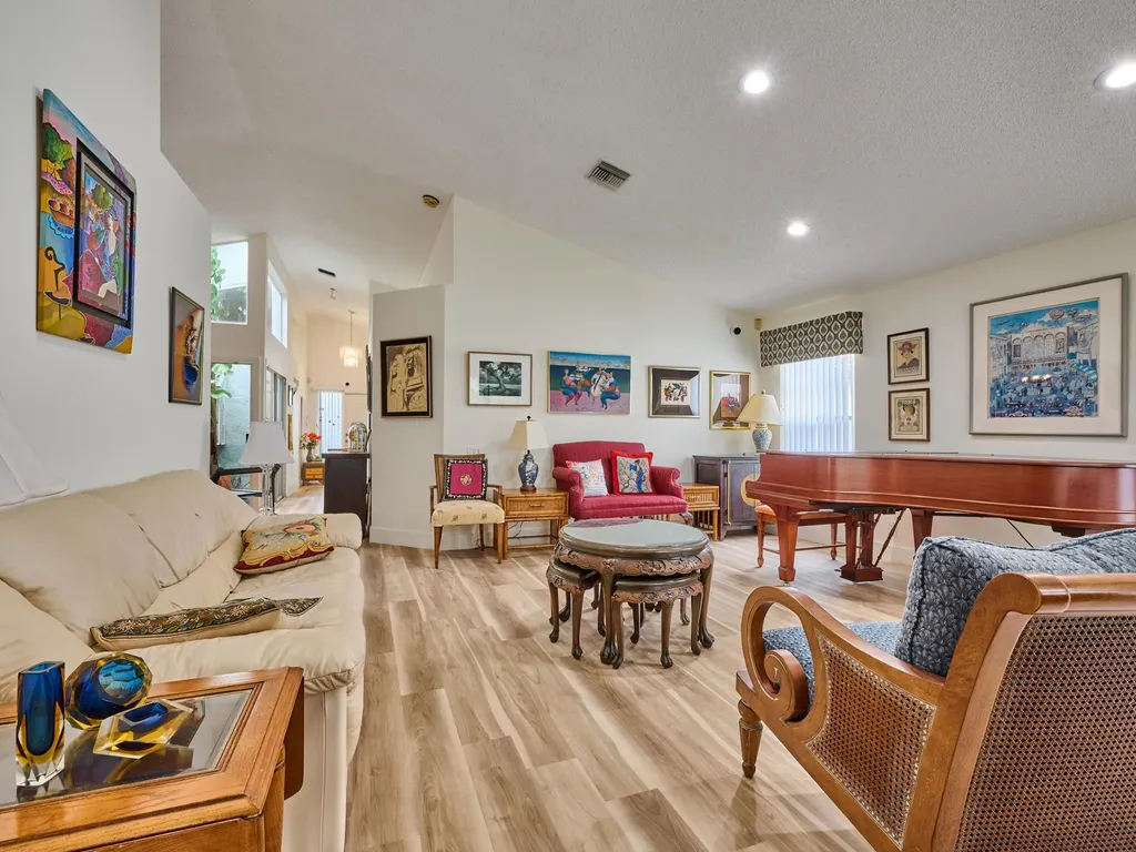 6093 Bay Isle Drive Boynton Beach FL 33437