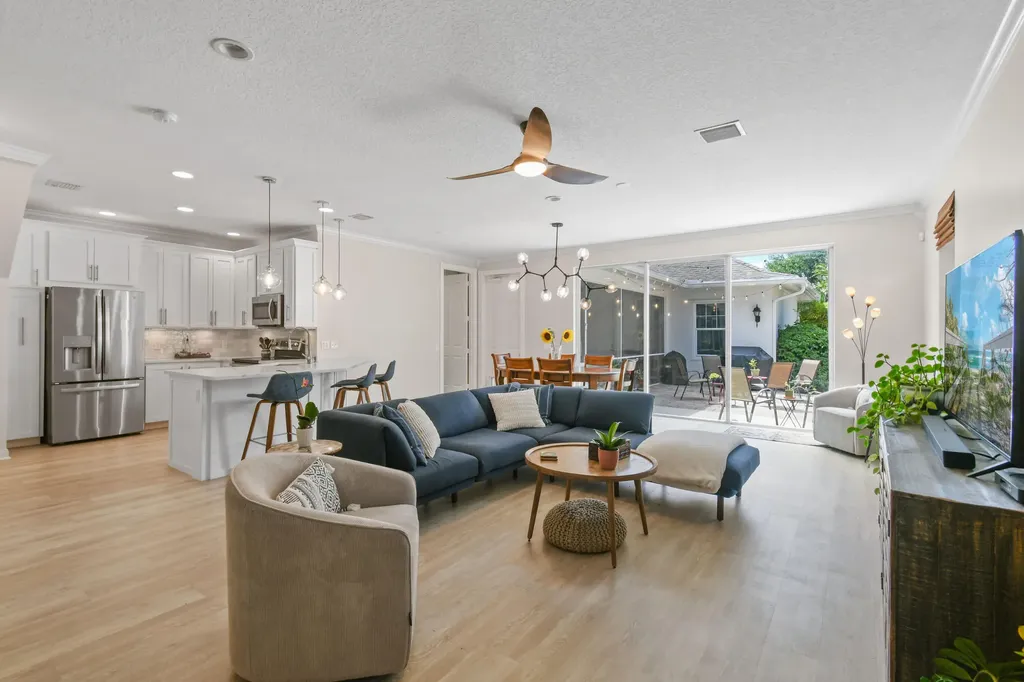 2672 E Community Drive Jupiter FL 33458
