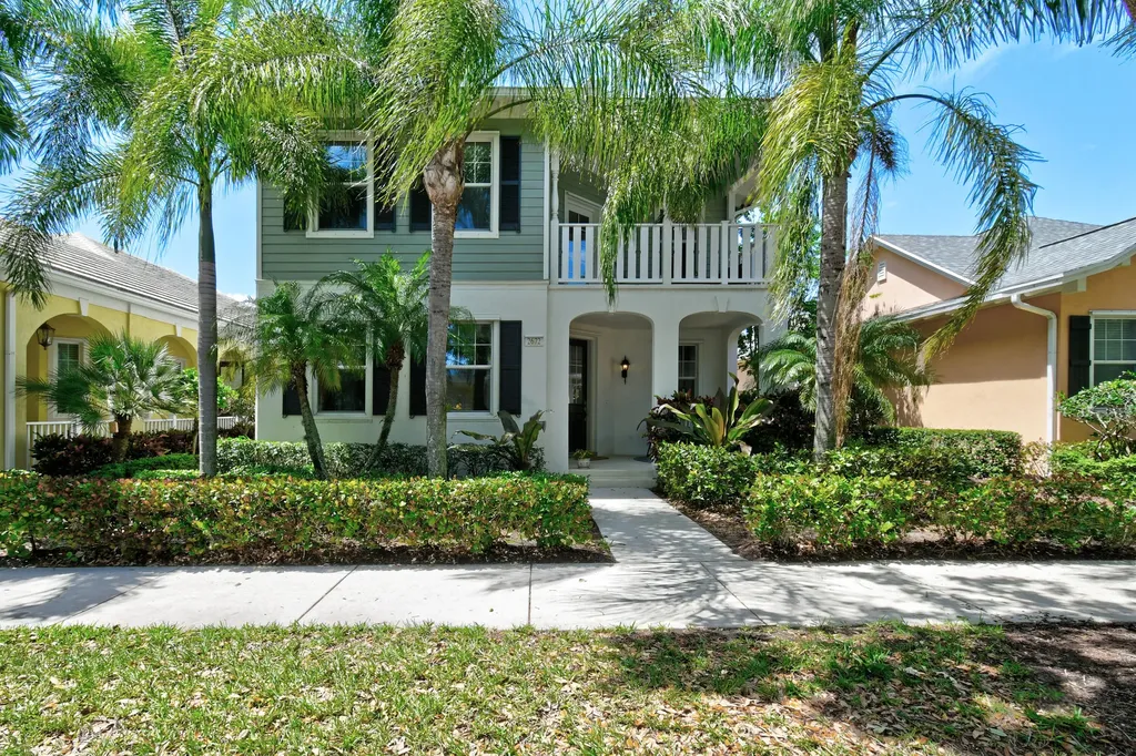 2672 E Community Drive Jupiter FL 33458