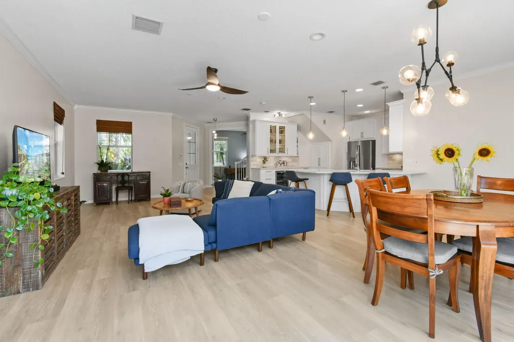 2672 E Community Drive Jupiter FL 33458
