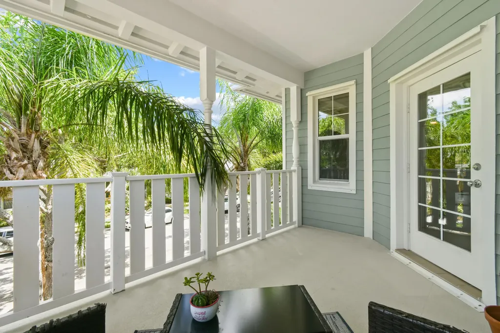 2672 E Community Drive Jupiter FL 33458