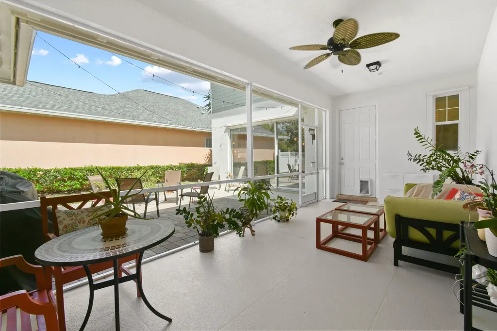 2672 E Community Drive Jupiter FL 33458