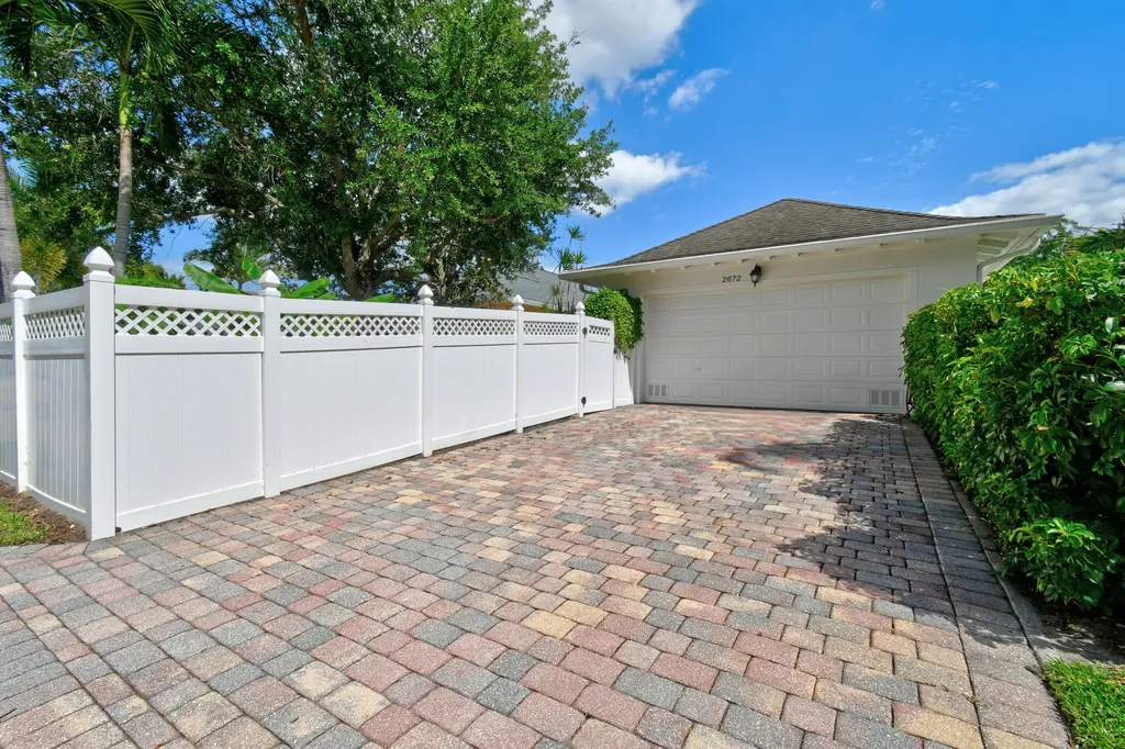 2672 E Community Drive Jupiter FL 33458