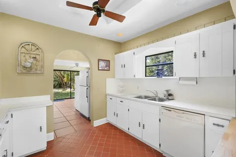 2509 Sunrise Boulevard Fort Pierce FL 34982